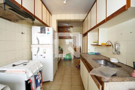 Apartamento para alugar com 110m², 3 quartos e 2 vagas Apartamento para alugar com 110m², 3 quartos e 2 vagasCozinha