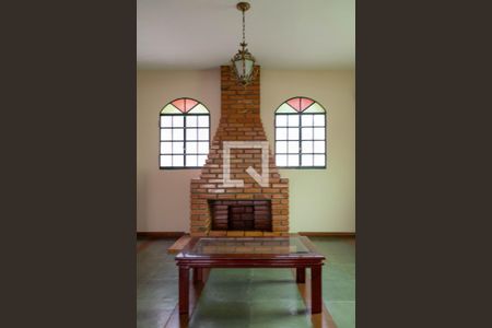 Casa à venda com 360m², 4 quartos e 4 vagasSala