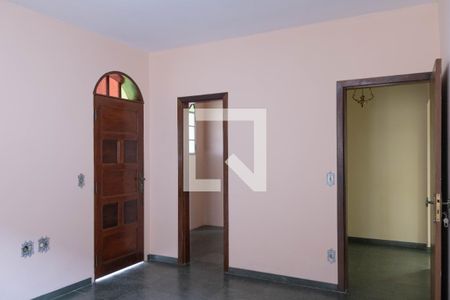 Casa à venda com 360m², 4 quartos e 4 vagasCorredor