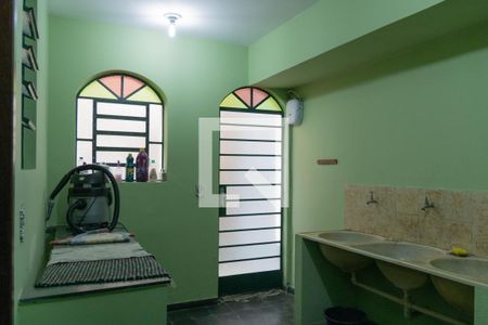 Casa à venda com 360m², 4 quartos e 4 vagasÁrea de Serviço