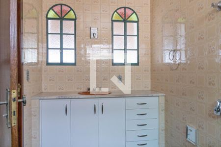 Casa à venda com 360m², 4 quartos e 4 vagasBanheiro