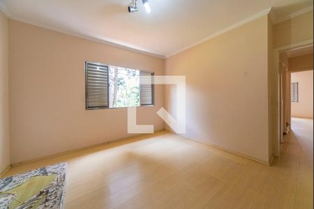 Casa à venda com 350m², 4 quartos e 2 vagas Casa à venda com 350m², 4 quartos e 2 vagasQuarto 1