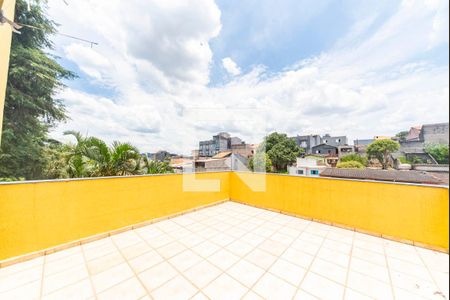 Casa à venda com 350m², 4 quartos e 2 vagas Casa à venda com 350m², 4 quartos e 2 vagasCobertura