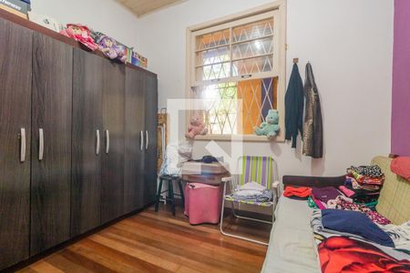 Casa à venda com 418m², 6 quartos e 6 vagas Casa à venda com 418m², 6 quartos e 6 vagasQuarto 3