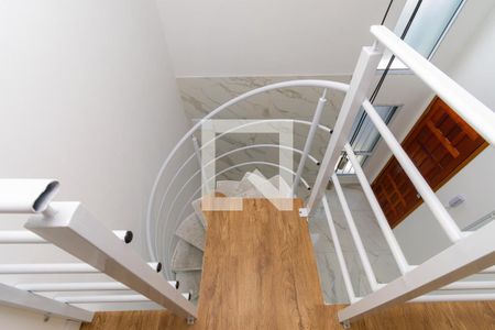 Apartamento para alugar com 32m², 1 quarto e sem vagaEscada