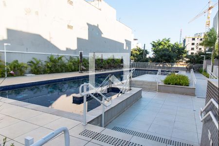 Piscina de apartamento para alugar com 2 quartos, 68m² em Cambuci, São Paulo