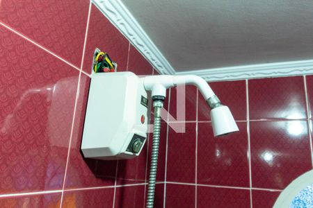 Casa à venda com 272m², 3 quartos e 2 vagasChuveiro