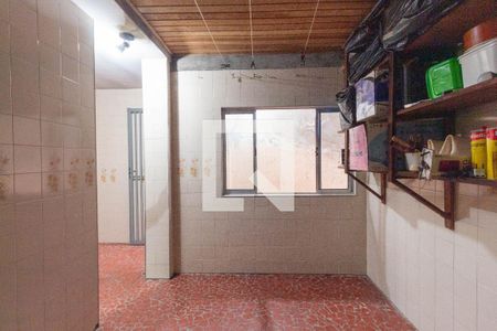 Casa à venda com 272m², 3 quartos e 2 vagasÁrea de Serviço