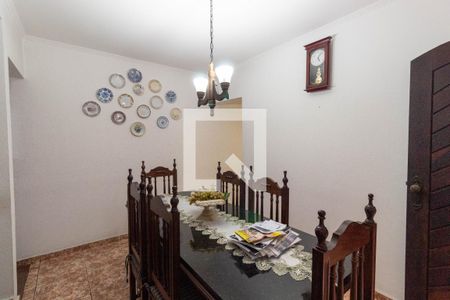 Casa à venda com 272m², 3 quartos e 2 vagasCopa