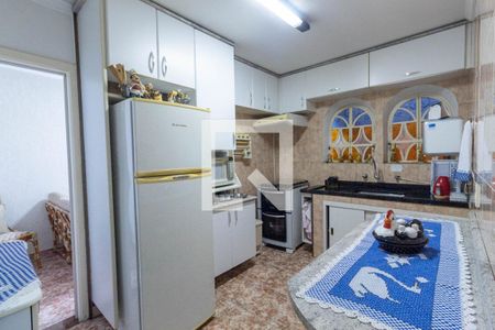 Casa à venda com 272m², 3 quartos e 2 vagasCozinha