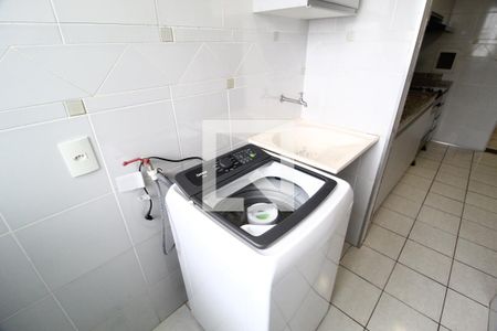 Apartamento para alugar com 68m², 2 quartos e 1 vagaÁrea de Serviço