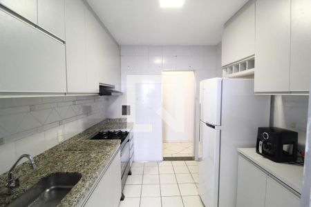 Apartamento para alugar com 68m², 2 quartos e 1 vagaCozinha
