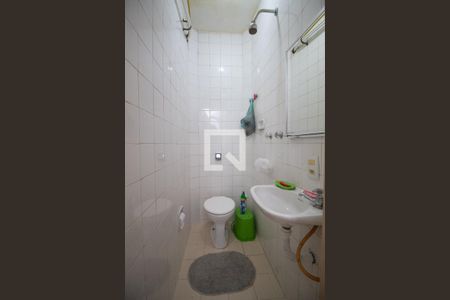 Apartamento à venda com 150m², 3 quartos e 1 vagaÁrea de serviço - Banheiro