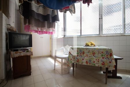 Apartamento à venda com 150m², 3 quartos e 1 vagaÁrea de serviço