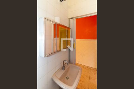 Casa para alugar com 90m², 2 quartos e 2 vagas Casa para alugar com 90m², 2 quartos e 2 vagasBanheiro 1