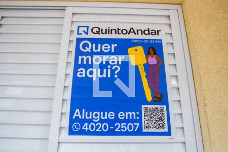 Apartamento para alugar com 65m², 2 quartos e 1 vagaPlaquinha instalada da varanda