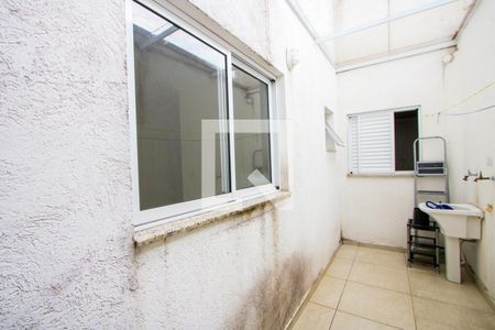 Apartamento para alugar com 65m², 2 quartos e 1 vagaÁrea de serviço