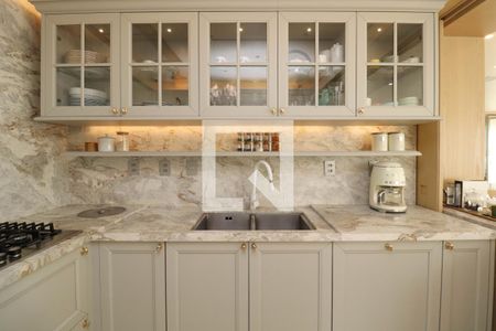 Apartamento à venda com 197m², 3 quartos e 3 vagas Apartamento à venda com 197m², 3 quartos e 3 vagasCozinha