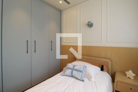 Apartamento à venda com 197m², 3 quartos e 3 vagas Apartamento à venda com 197m², 3 quartos e 3 vagasSuíte 2