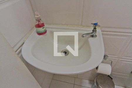 Apartamento à venda com 120m², 4 quartos e 3 vagas Apartamento à venda com 120m², 4 quartos e 3 vagasÁrea de Serviço