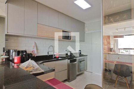 Apartamento à venda com 120m², 4 quartos e 3 vagas Apartamento à venda com 120m², 4 quartos e 3 vagasCozinha