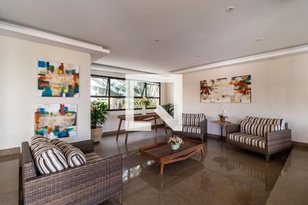 Apartamento à venda com 120m², 4 quartos e 3 vagas Apartamento à venda com 120m², 4 quartos e 3 vagasHall