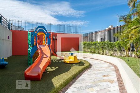 Apartamento à venda com 120m², 4 quartos e 3 vagas Apartamento à venda com 120m², 4 quartos e 3 vagasÁrea comum - Playground