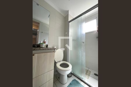 Apartamento à venda com 68m², 3 quartos e 1 vaga Apartamento à venda com 68m², 3 quartos e 1 vagaBanheiro da Suíte