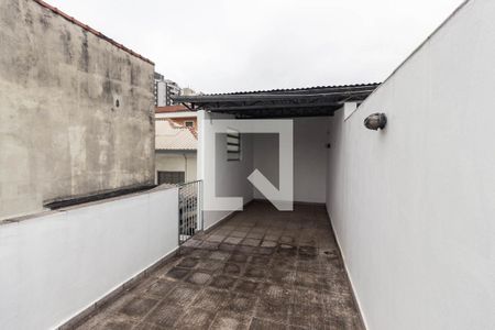 Quintal 2 de casa para alugar com 3 quartos, 160m² em Carandiru, São Paulo