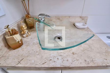 Apartamento à venda com 43m², 2 quartos e sem vaga Apartamento à venda com 43m², 2 quartos e sem vagaBanheiro