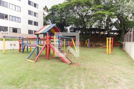 Apartamento para alugar com 70m², 2 quartos e sem vagaPlayground