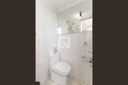 Apartamento para alugar com 70m², 2 quartos e sem vagaBanheiro de serviço