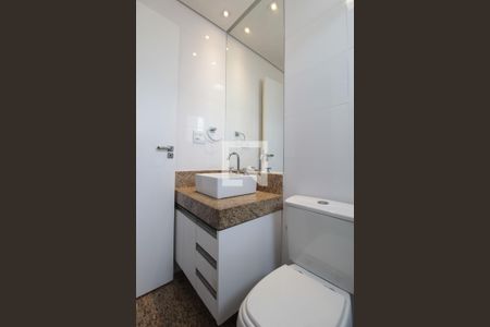 Apartamento à venda com 160m², 4 quartos e 4 vagasBanheiro da Suite 1