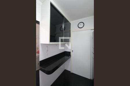 Apartamento à venda com 160m², 4 quartos e 4 vagasCozinha e Área de Serviço