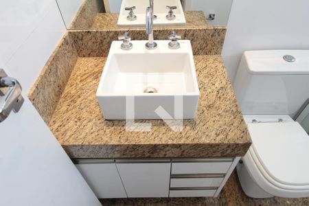 Apartamento à venda com 160m², 4 quartos e 4 vagasBanheiro da Suite 1