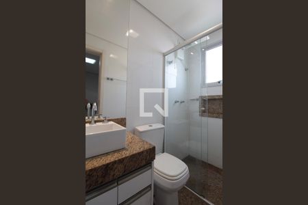 Apartamento à venda com 160m², 4 quartos e 4 vagasBanheiro da Suite 1