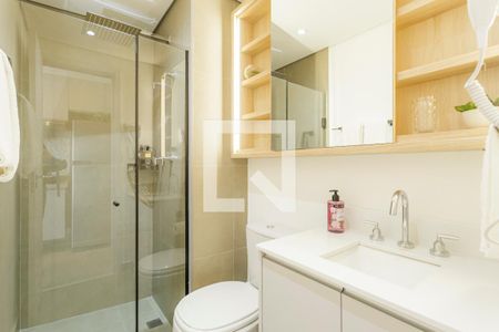 Banheiro de apartamento para alugar com 1 quarto, 25m² em Indianópolis, São Paulo