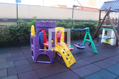 Apartamento à venda com 124m², 3 quartos e 2 vagasÁrea comum - Playground