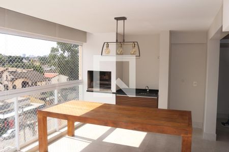 Apartamento à venda com 124m², 3 quartos e 2 vagasVaranda