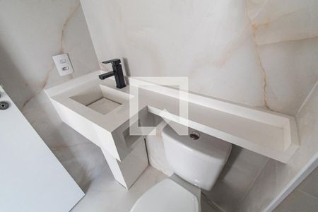 Banheiro de apartamento para alugar com 2 quartos, 36m² em Cambuci, São Paulo