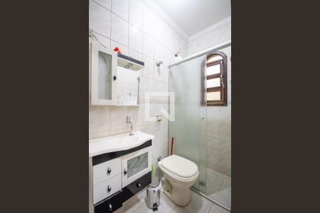 Casa à venda com 150m², 3 quartos e 5 vagas Casa à venda com 150m², 3 quartos e 5 vagasBanheiro 2