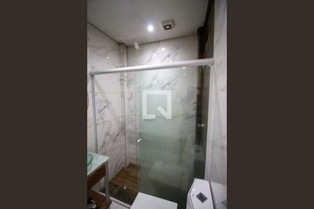 Casa para alugar com 300m², 5 quartos e 6 vagas Casa para alugar com 300m², 5 quartos e 6 vagasBanheiro 2