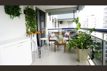 Apartamento para alugar com 91m², 3 quartos e 1 vagaVaranda 