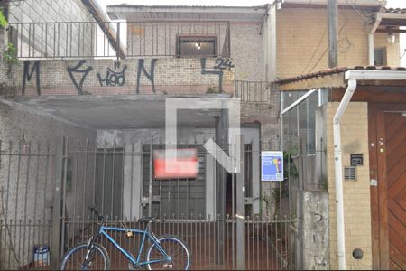 Casa à venda com 121m², 3 quartos e 1 vaga Casa à venda com 121m², 3 quartos e 1 vagaFachada + Plaquinha