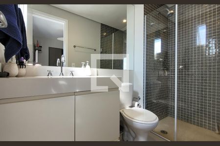 Apartamento à venda com 71m², 2 quartos e 2 vagas Apartamento à venda com 71m², 2 quartos e 2 vagasBanheiro da suíte