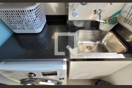 Apartamento à venda com 71m², 2 quartos e 2 vagas Apartamento à venda com 71m², 2 quartos e 2 vagasLavanderia