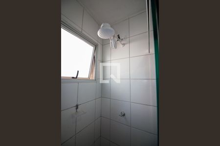 Banheiro de apartamento para alugar com 2 quartos, 50m² em Samambaia Sul (samambaia), Brasília