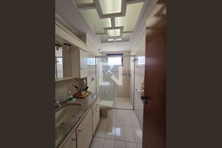 Apartamento à venda com 185m², 4 quartos e 2 vagasBanheiro