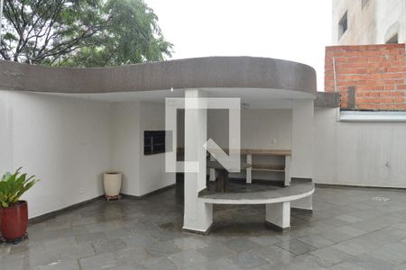 Apartamento à venda com 185m², 4 quartos e 2 vagasChurrasqueira