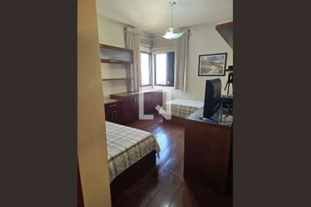 Apartamento à venda com 185m², 4 quartos e 2 vagasQuarto